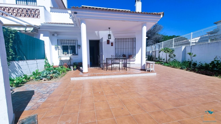 🏡 Adosado en Urbanización Luz del Portil. Nuevo Portil